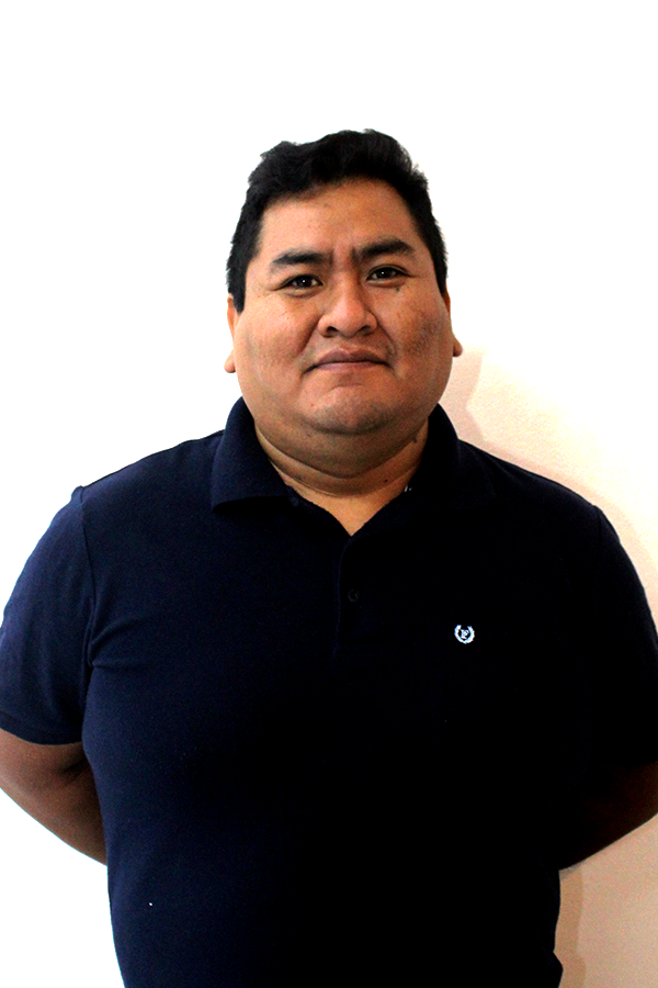 Leonel Flores