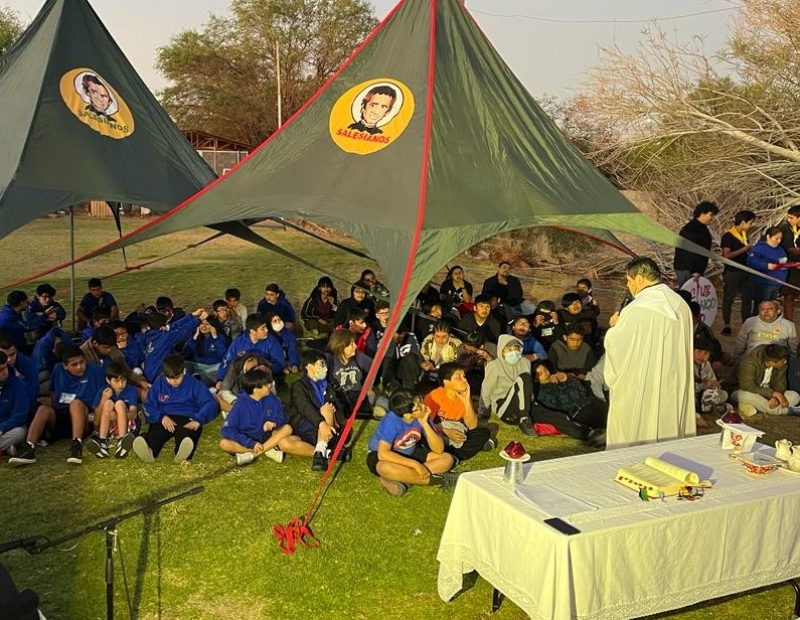 Club Domingo Savio de Iquique participa en campamento zonal en la Huayca